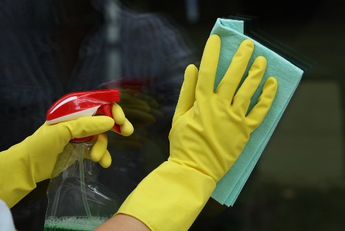 Professional window cleaning for Canary Wharf glass-fronted buildings