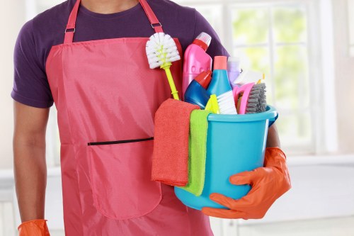 Cleaner Canary Wharf pricing explained for apartment and office waste removal